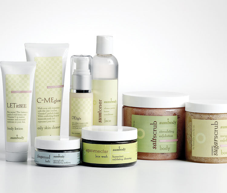 BestoPrint-Custom-Cosmetics-Labels-Printing